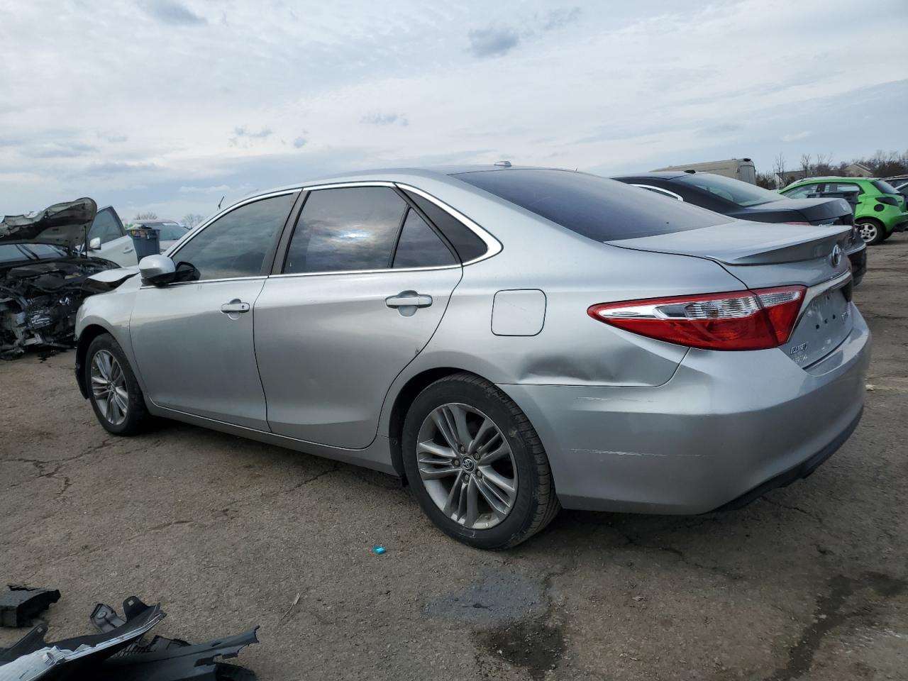 TOYOTA CAMRY 2016 — 3