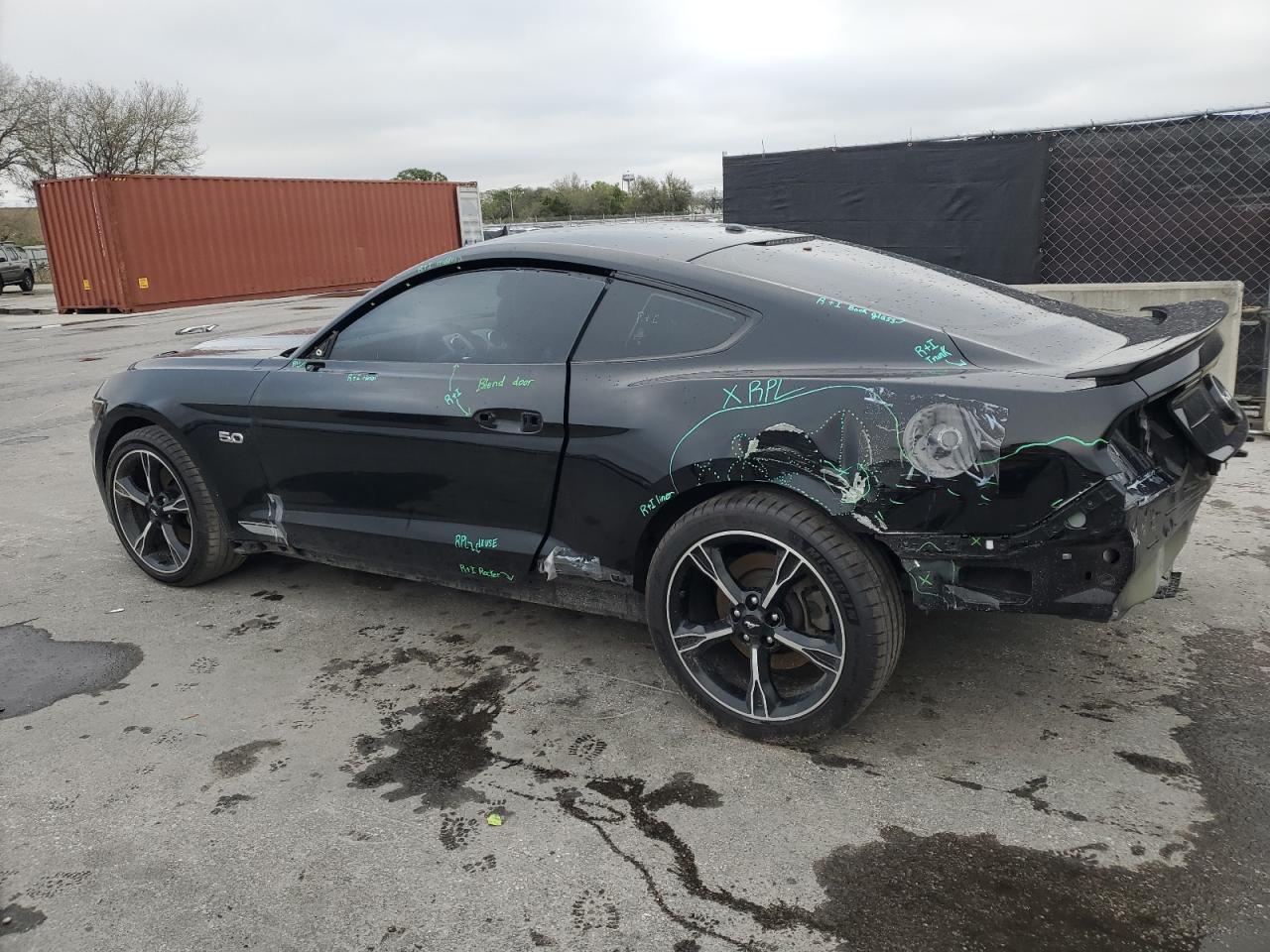 FORD MUSTANG 2016 — 3