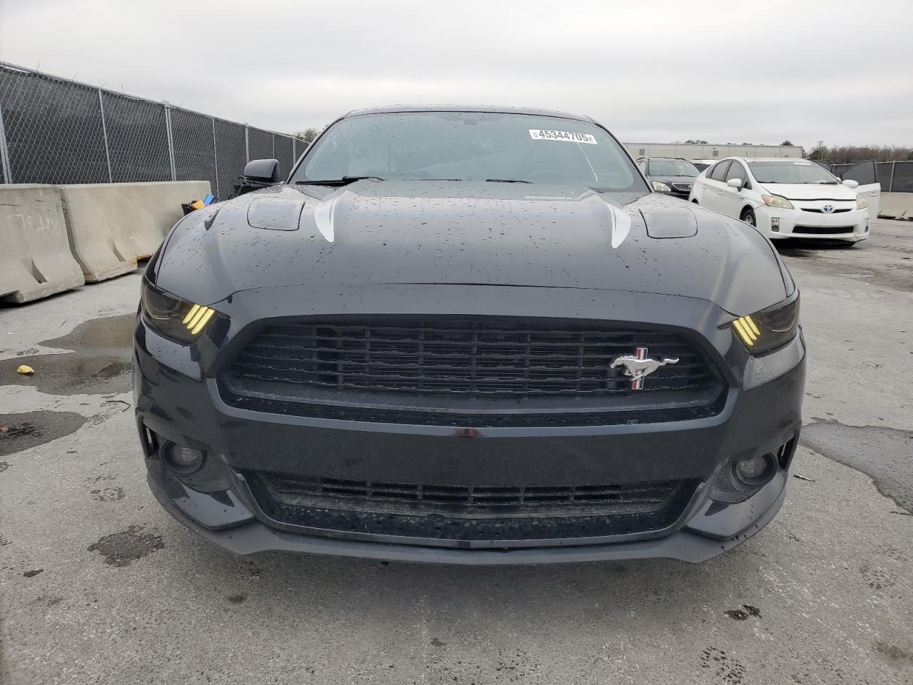 FORD MUSTANG 2016 — 6