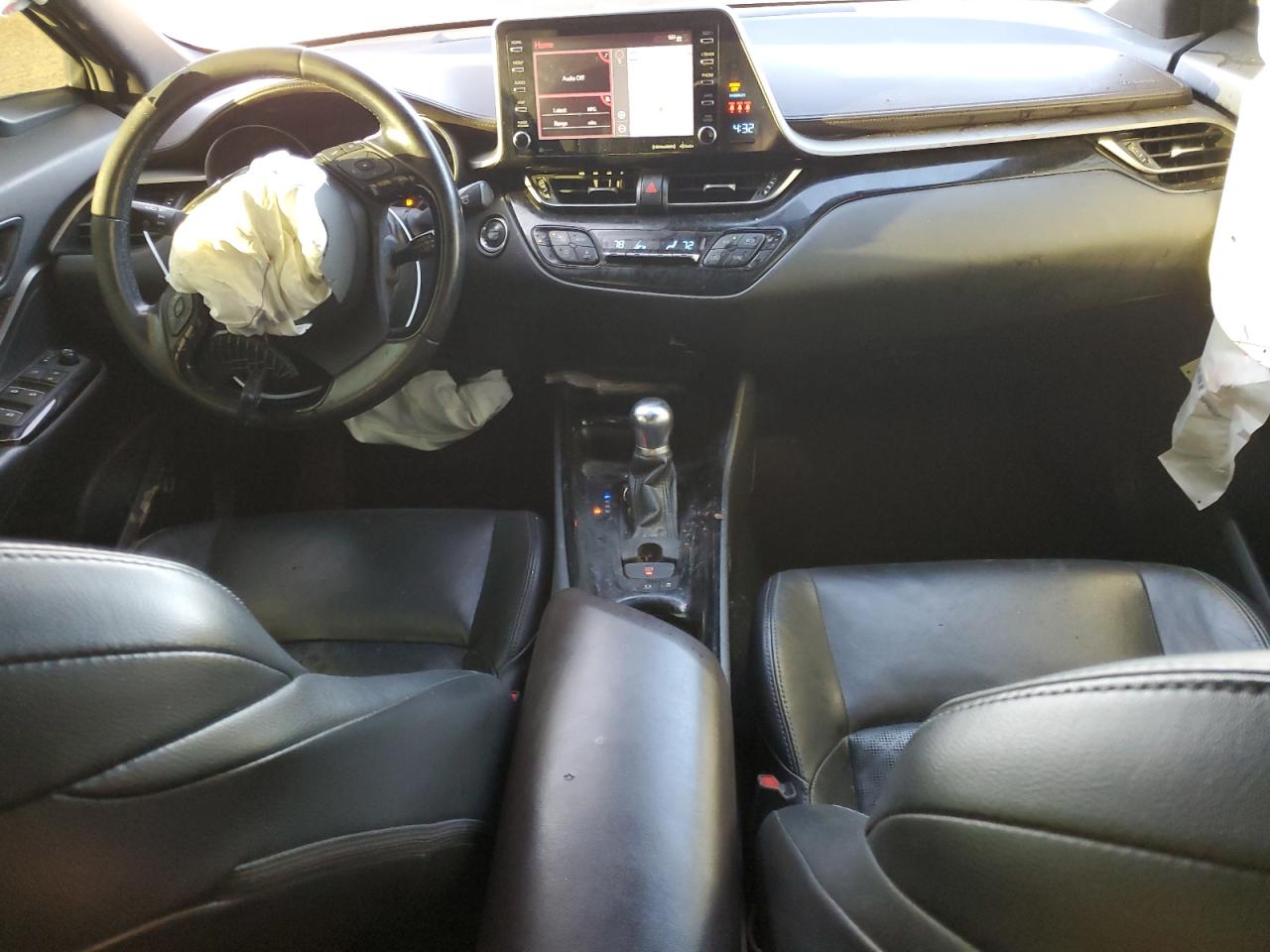 TOYOTA C-HR 2019 — 9