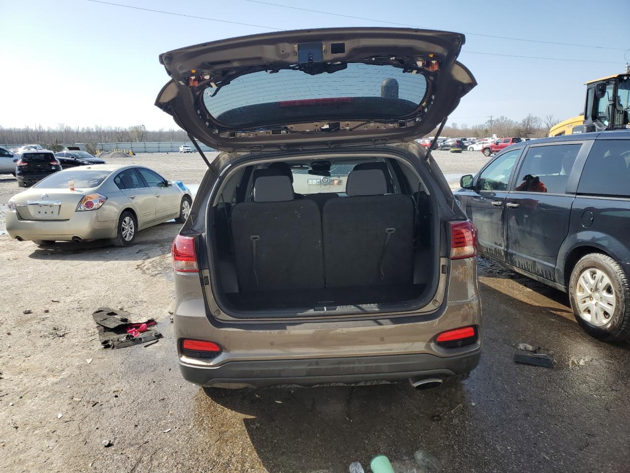 KIA SORENTO 2019 — 7
