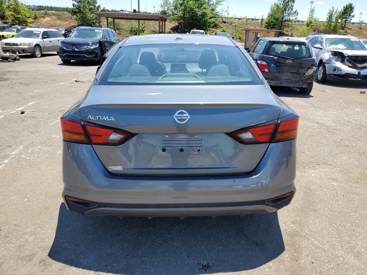 NISSAN ALTIMA 2020 — 7