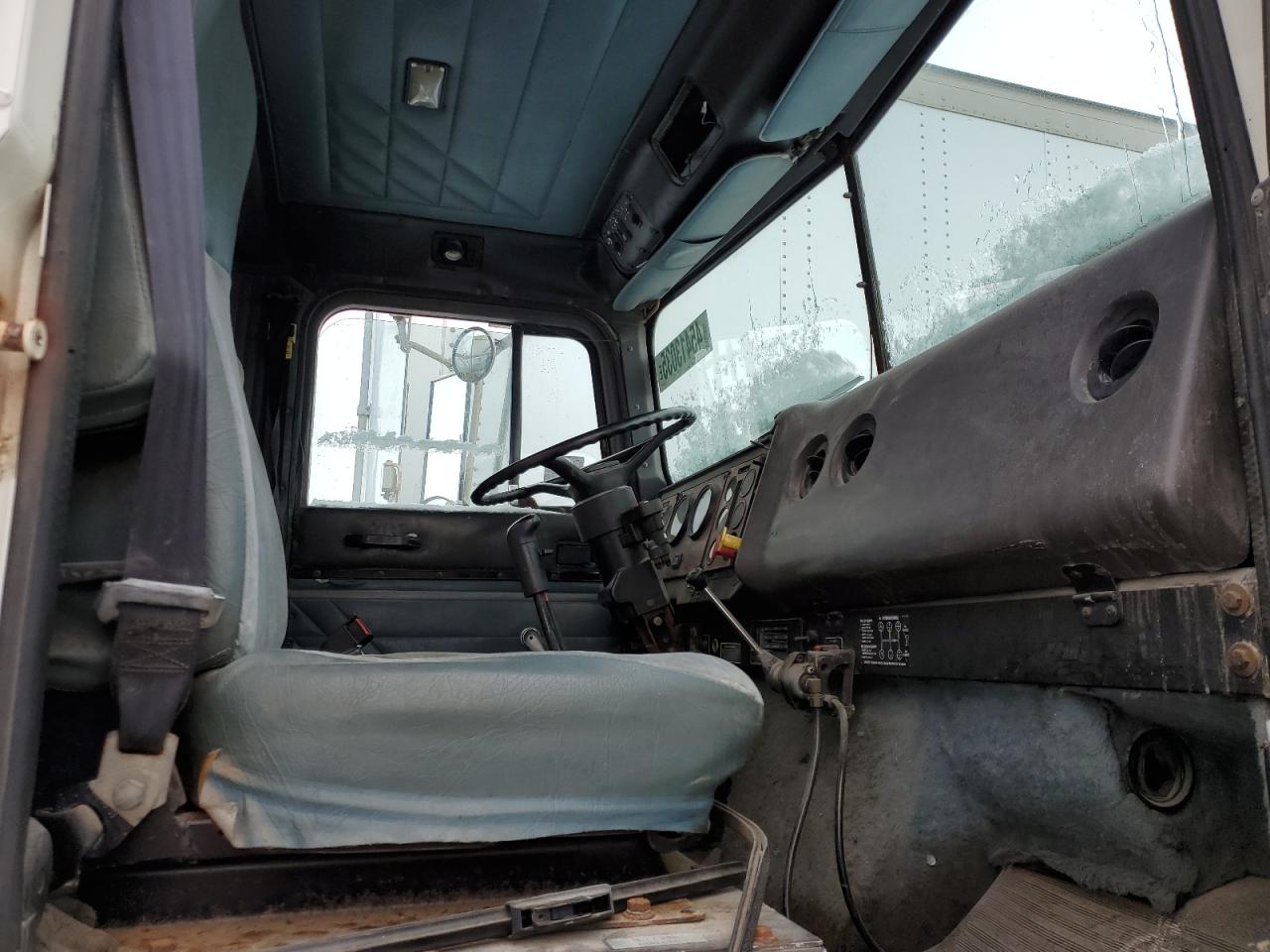 INTERNATIONAL 9000 1994 — 6