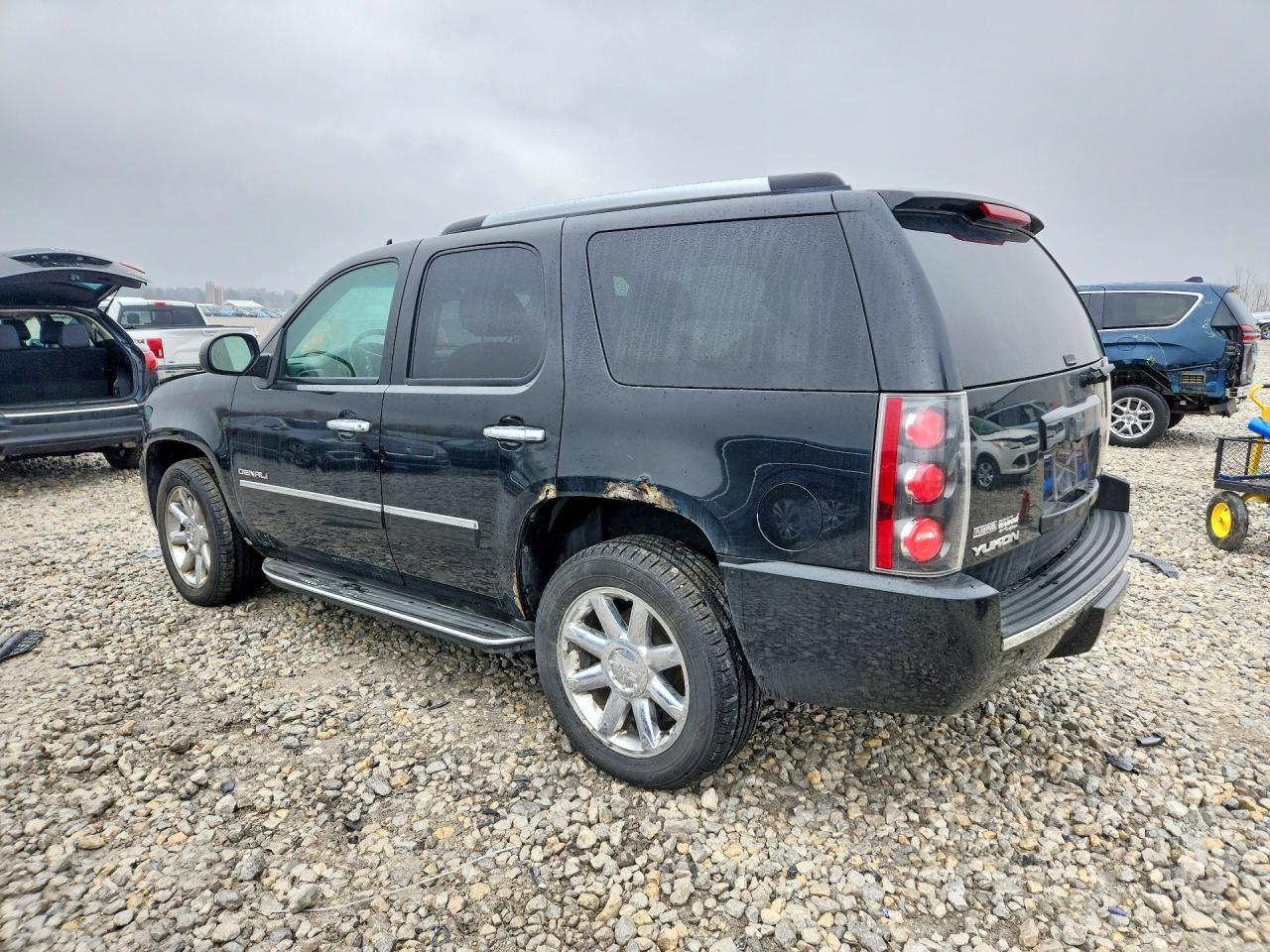 GMC YUKON 2009 — 3
