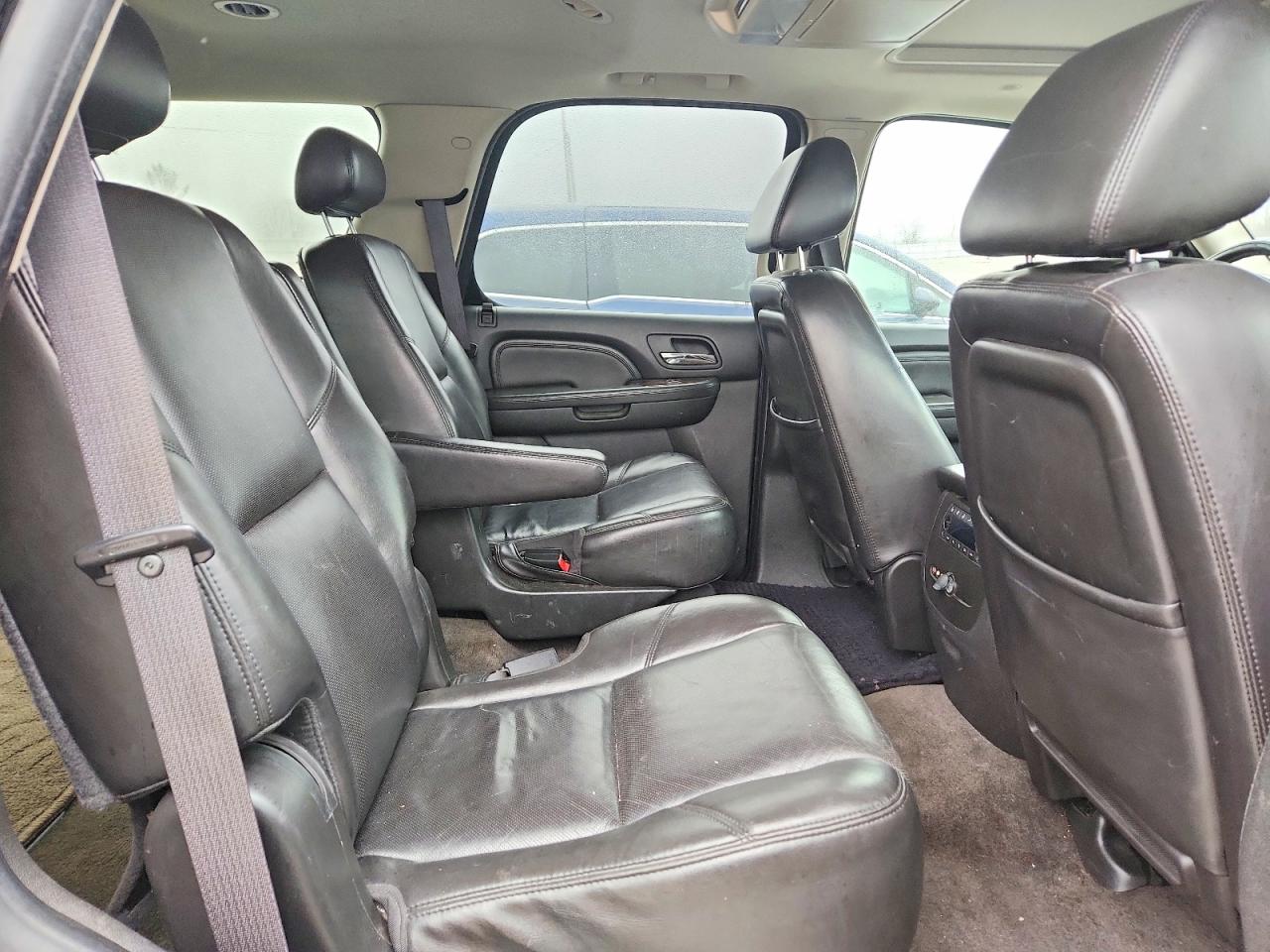 GMC YUKON 2009 — 12