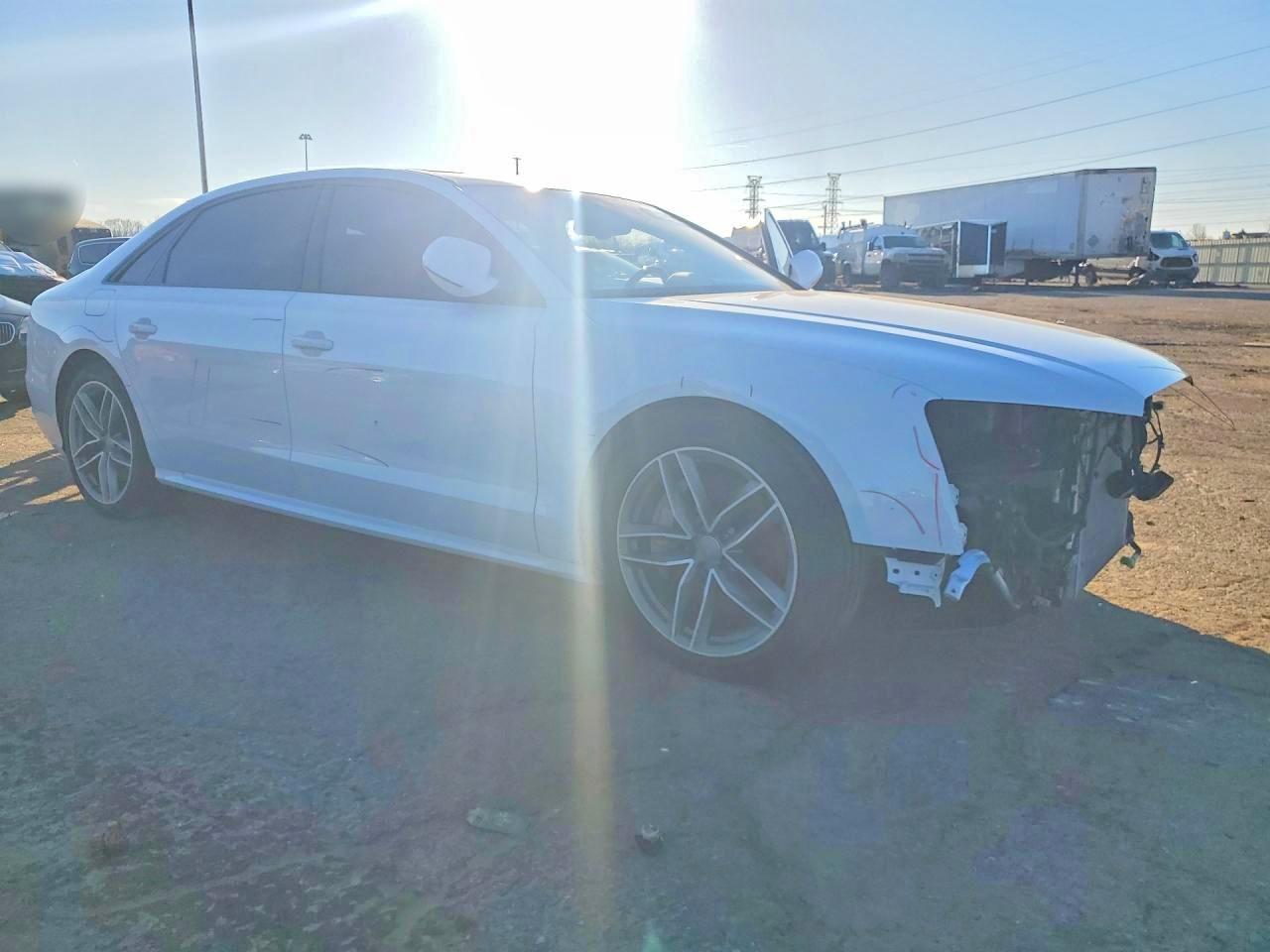 AUDI A8 2017 — 5