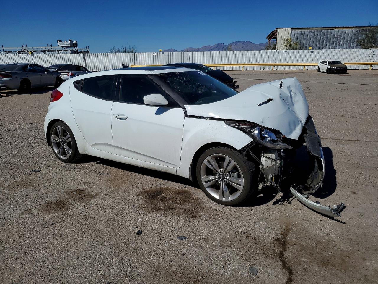 2013 HYUNDAI VELOSTER BASE