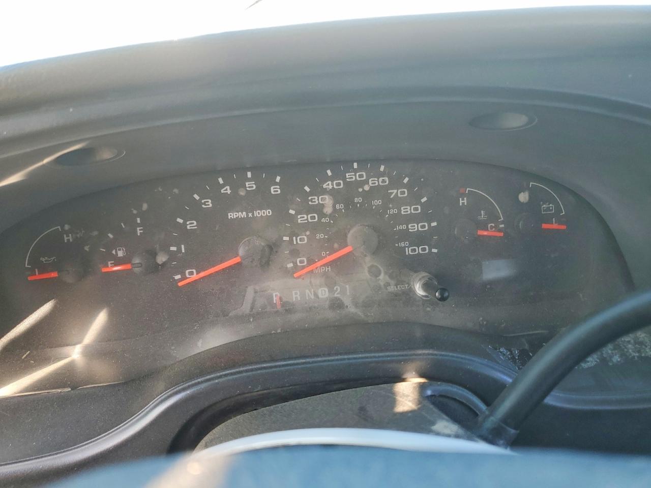 FORD ECONOLINE 2008 — 10