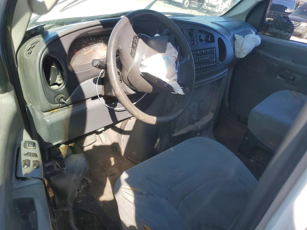 FORD ECONOLINE 2008 — 9