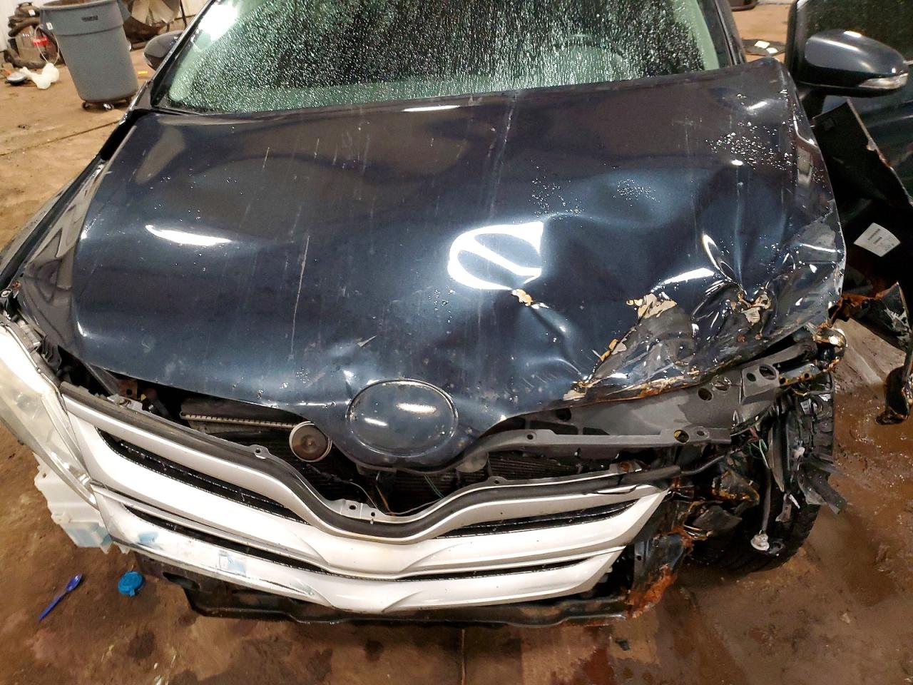 TOYOTA VENZA 2014 — 13