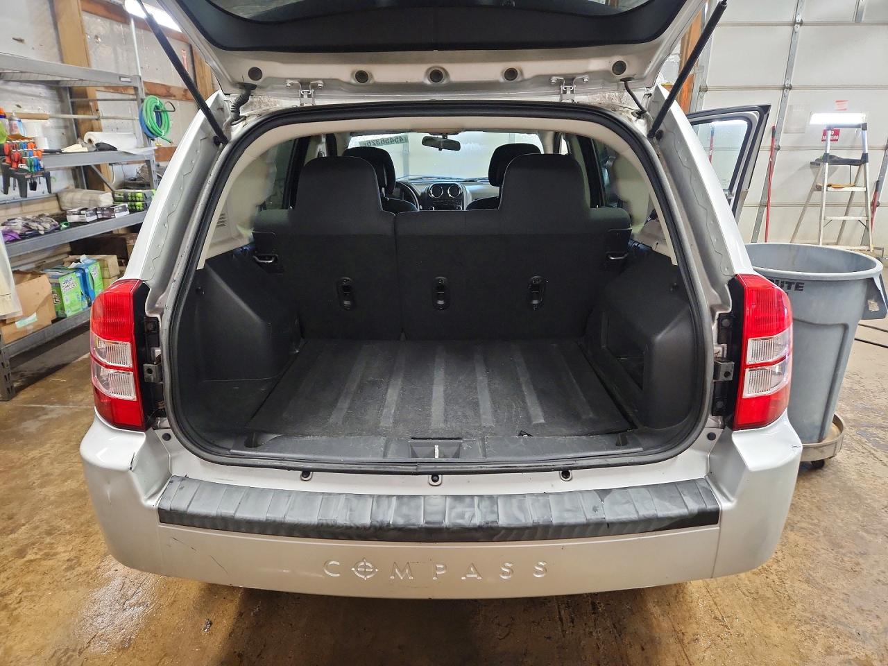 JEEP COMPASS 2010 — 7
