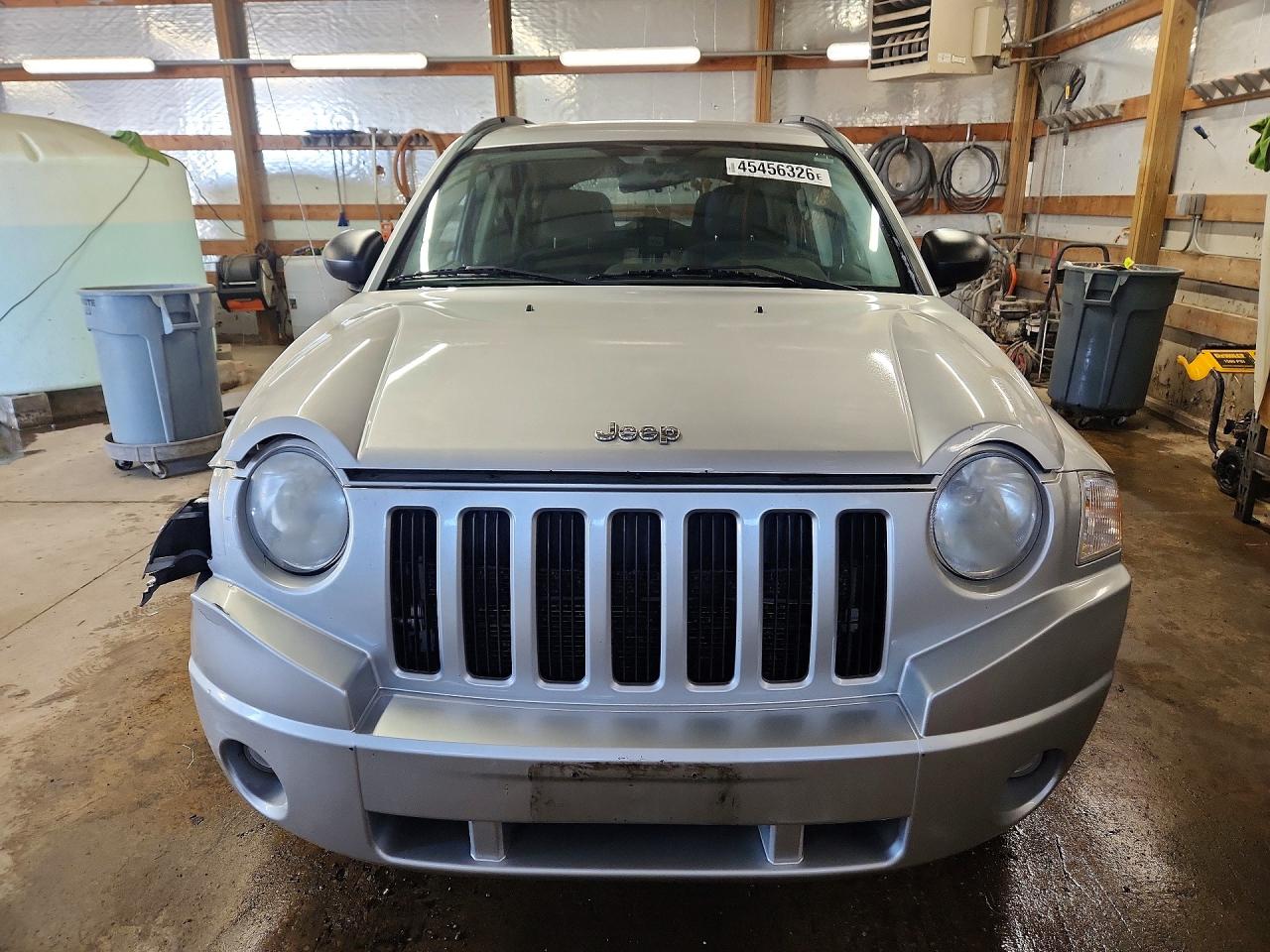 JEEP COMPASS 2010 — 6