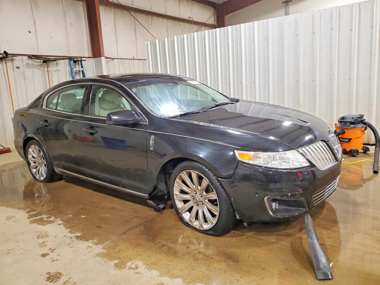 2011 LINCOLN MKS