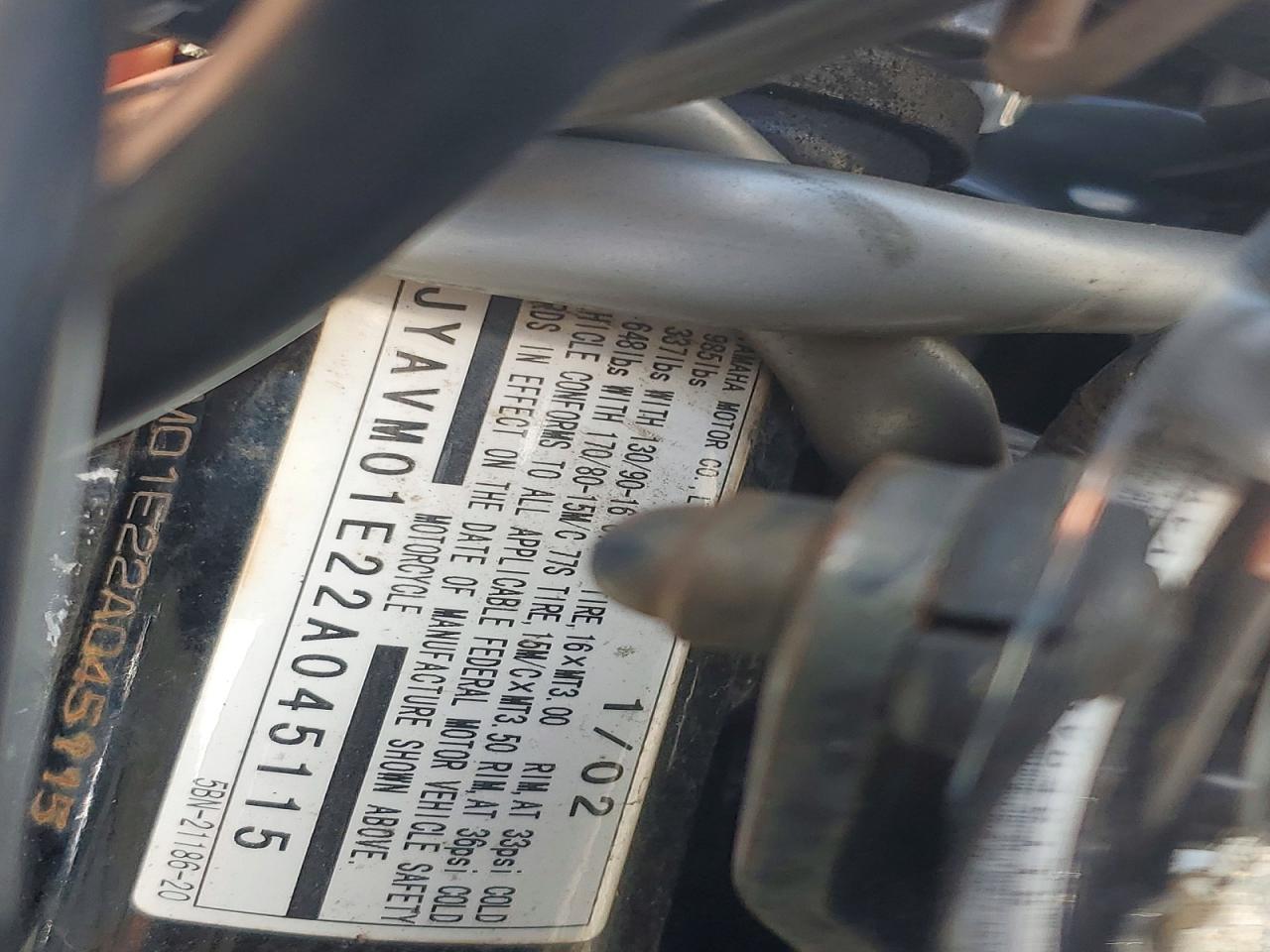 YAMAHA XVS65 2002 — 10