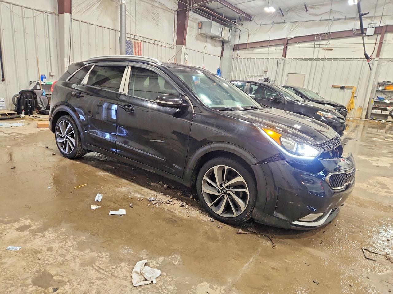 KIA NIRO 2017 — 5