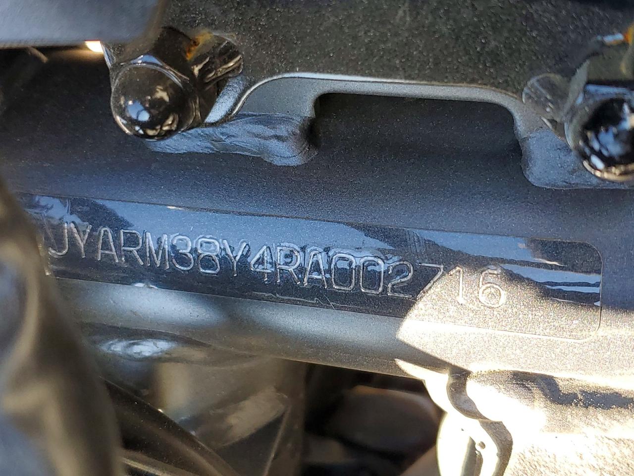 YAMAHA YZFR7 2024 — 9