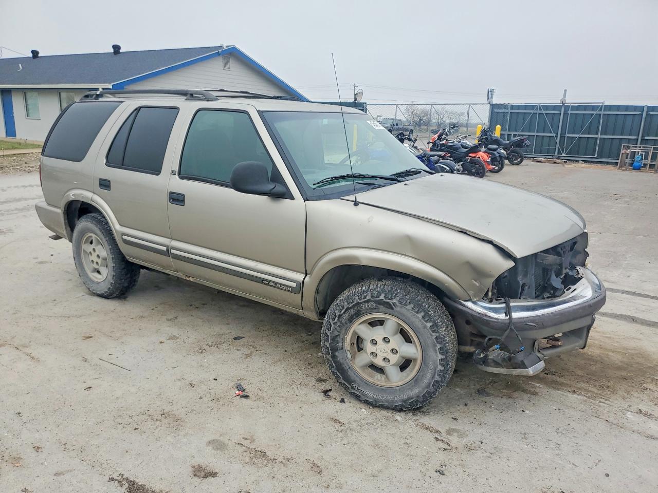 CHEVROLET BLAZER 2000 — 5