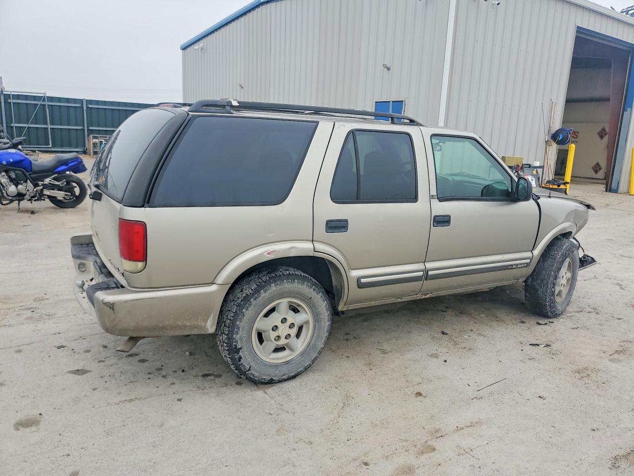 CHEVROLET BLAZER 2000 — 4