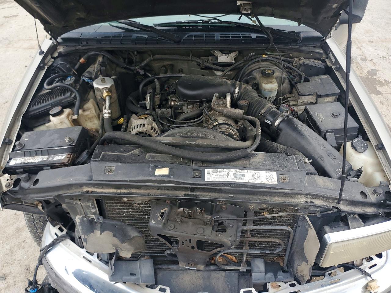 CHEVROLET BLAZER 2000 — 13