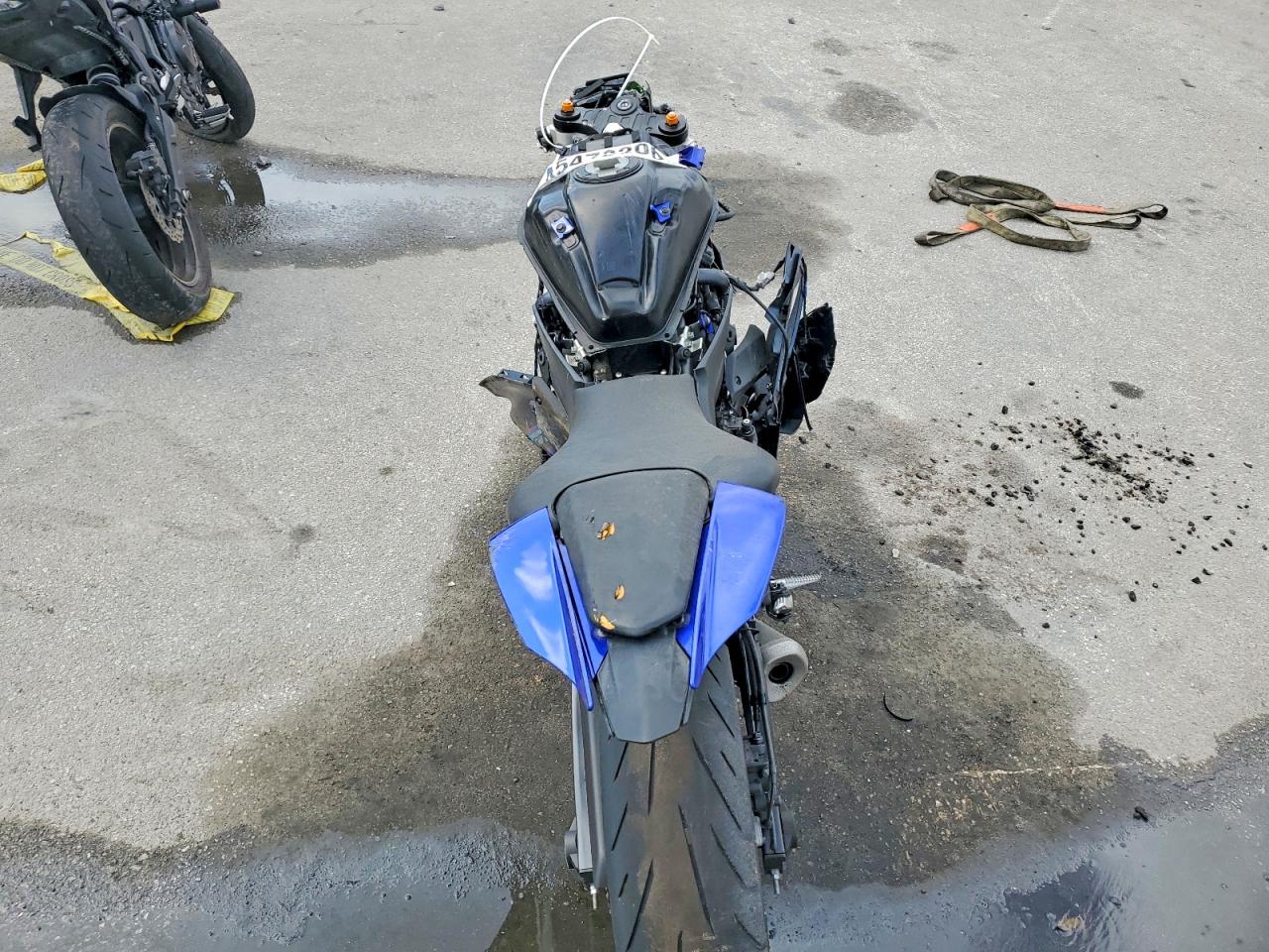YAMAHA YZFR7 2024 — 7