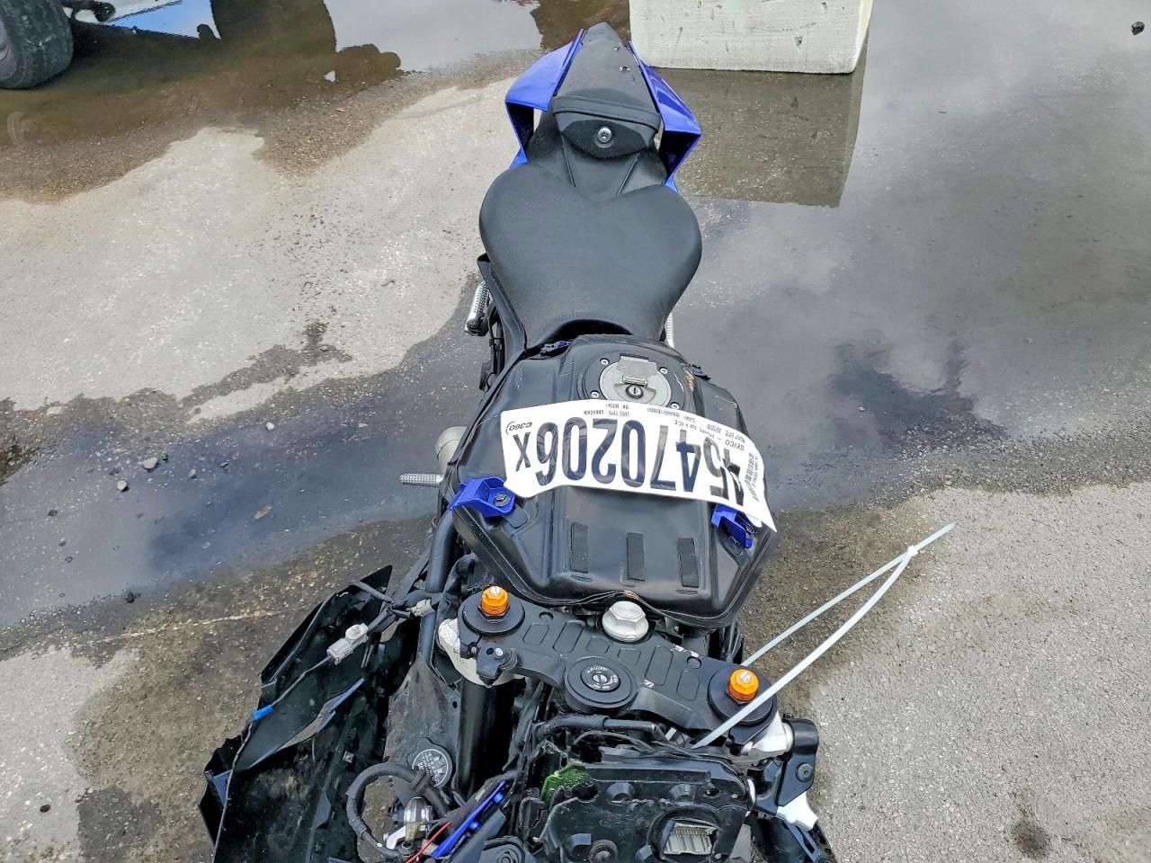 YAMAHA YZFR7 2024 — 6
