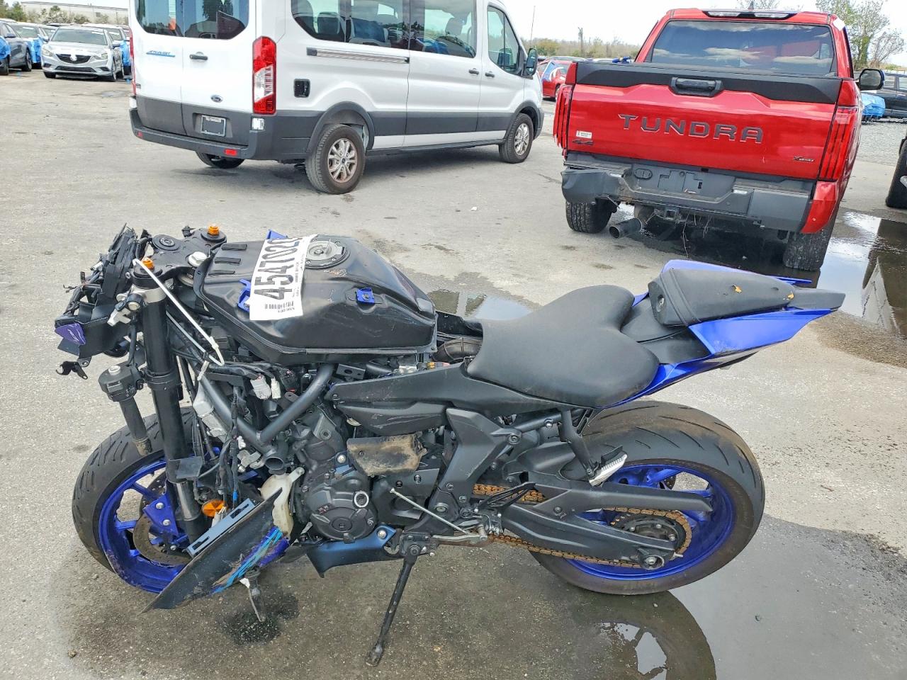 YAMAHA YZFR7 2024 — 4