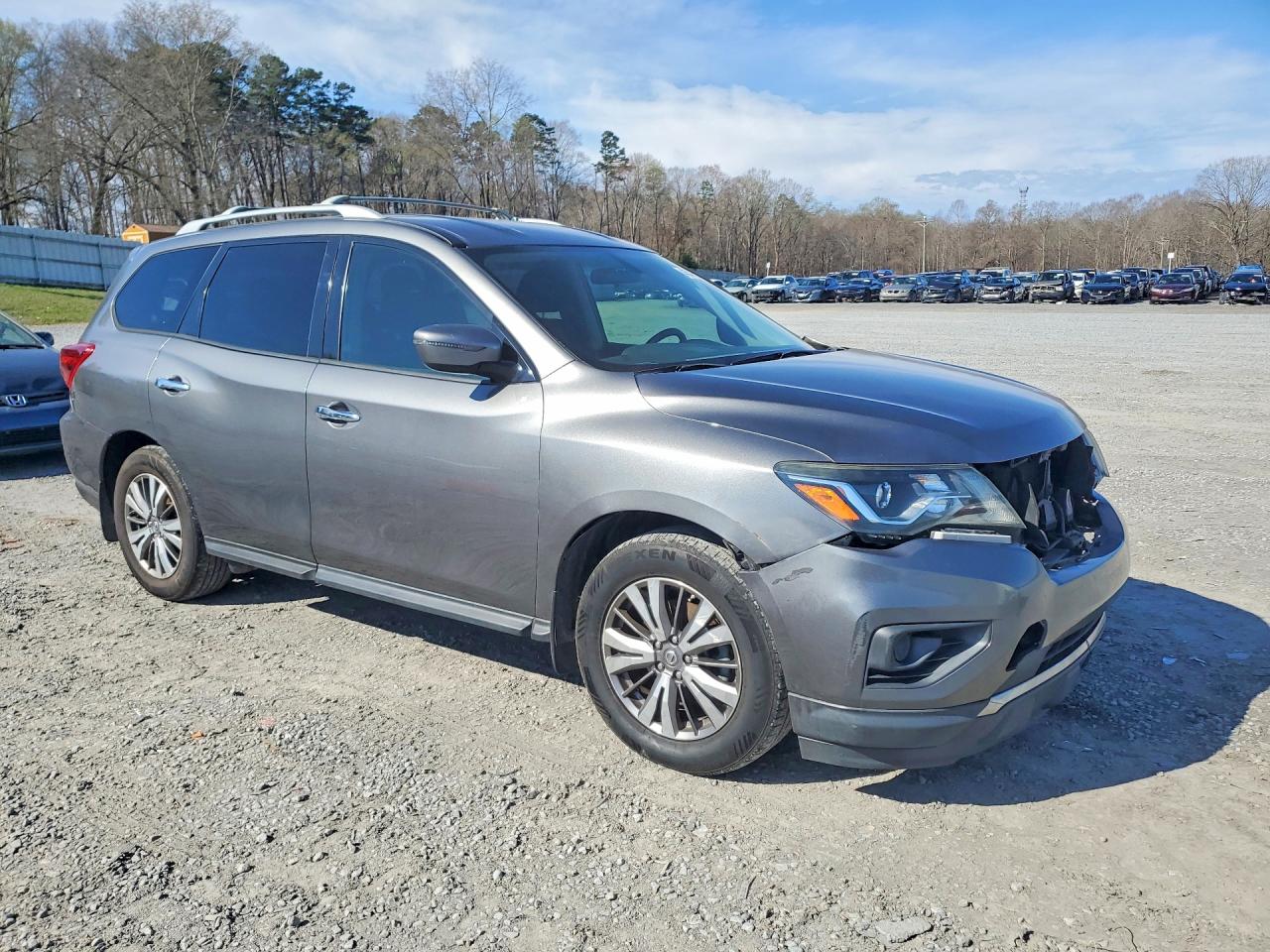 2018 NISSAN PATHFINDER S