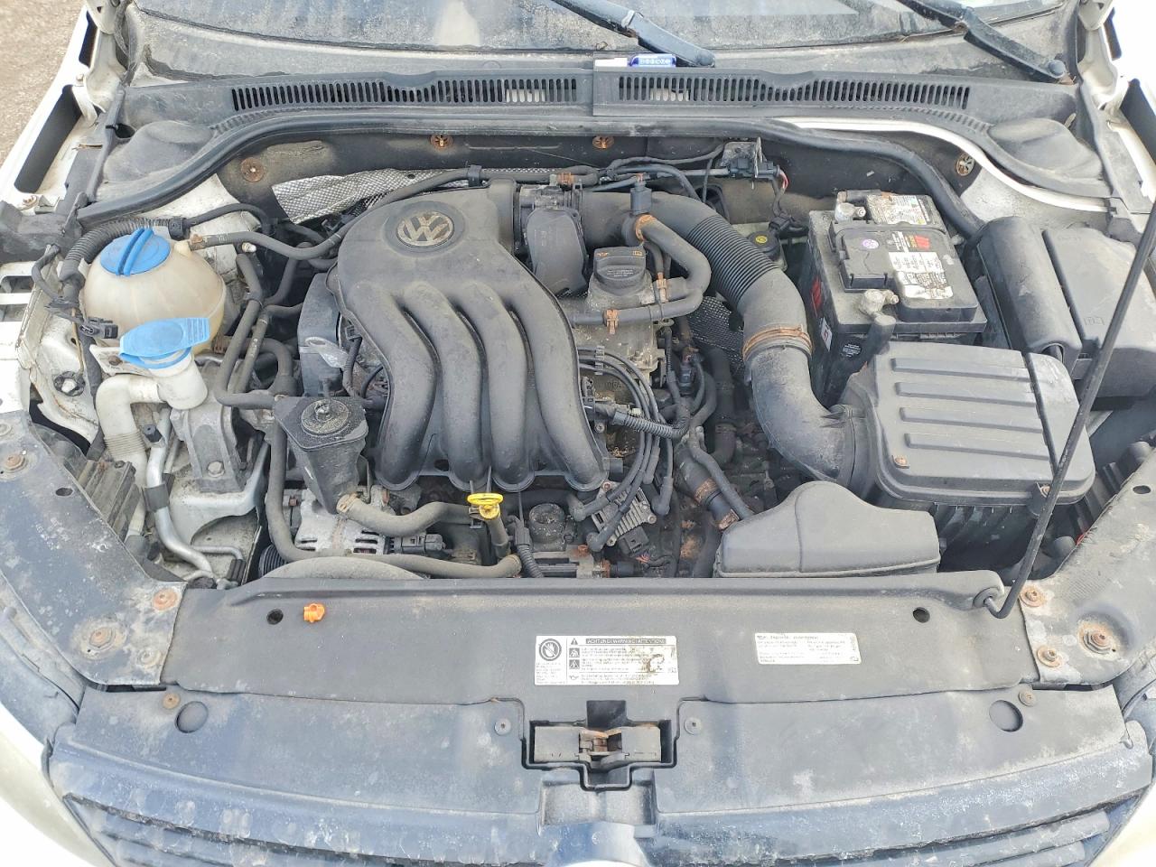 VOLKSWAGEN JETTA 2013 — 12
