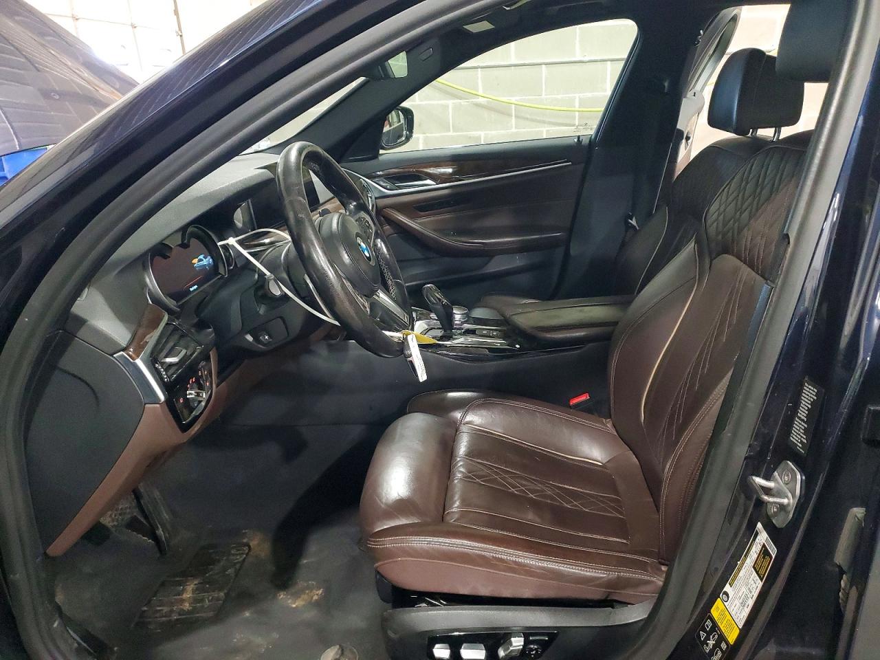 BMW 530 2018 — 8