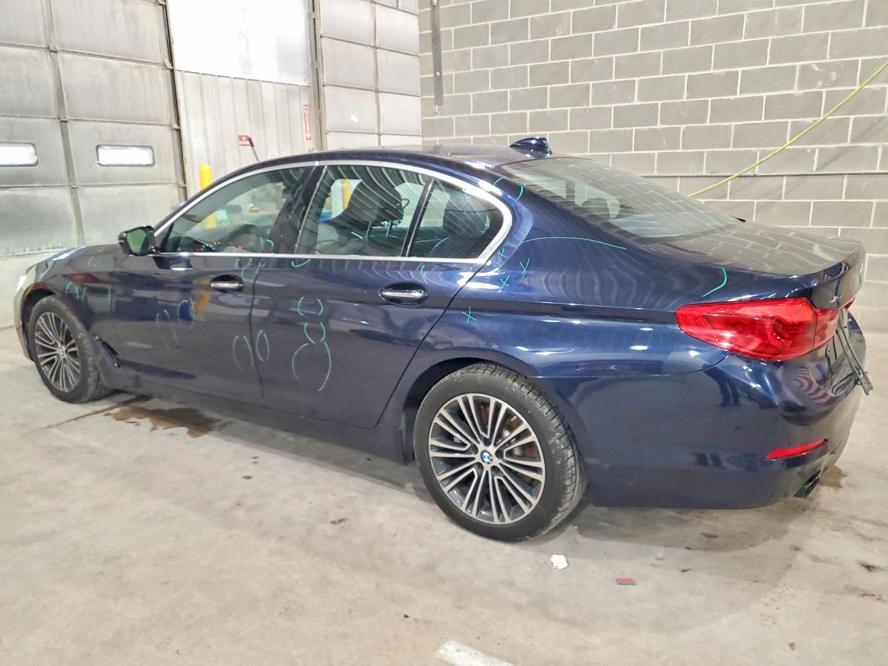 BMW 530 2018 — 3