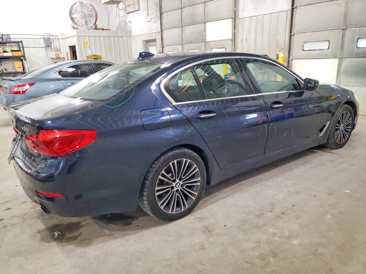 BMW 530 2018 — 4