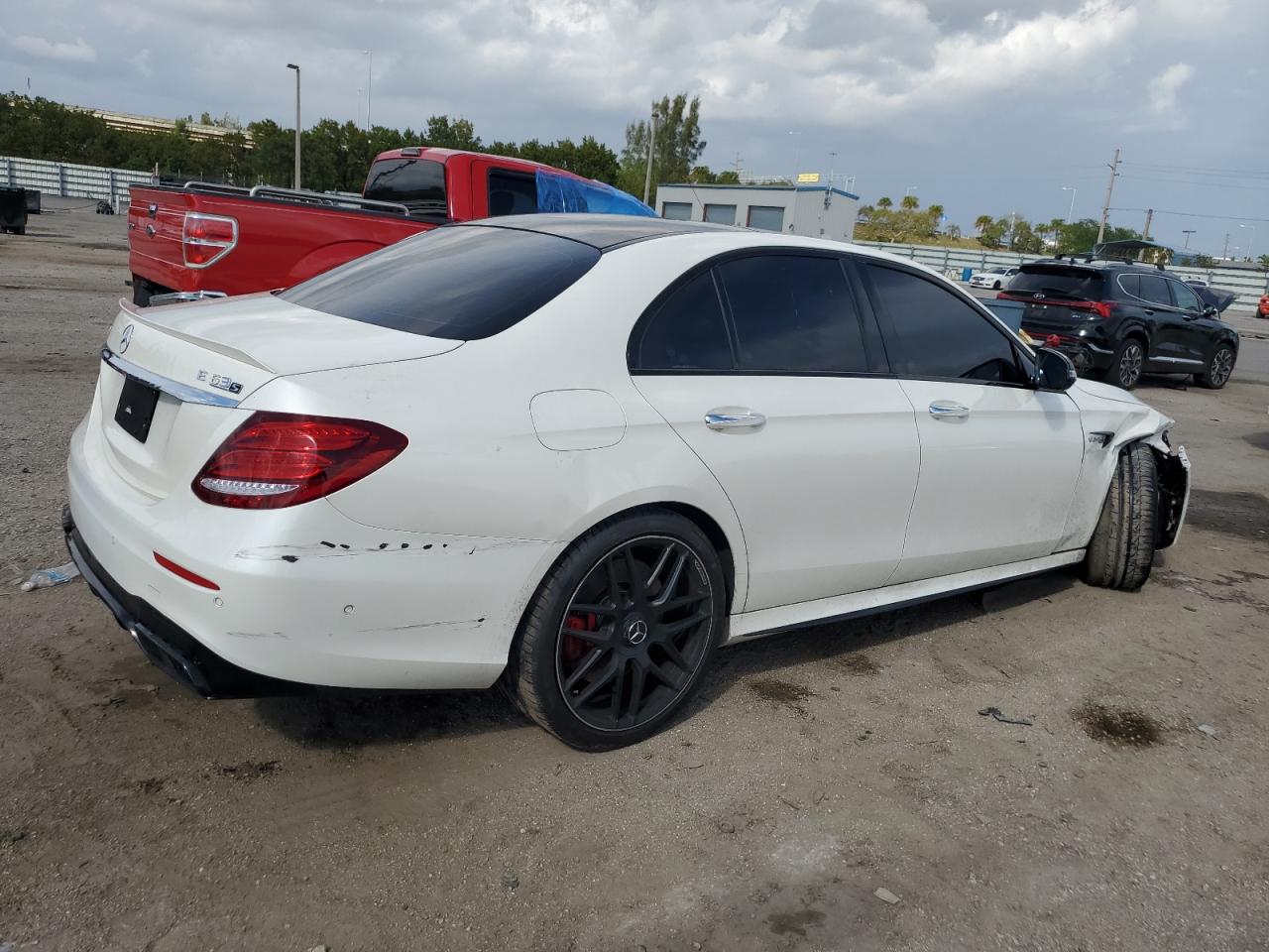 MERCEDES-BENZ E 2019 — 4