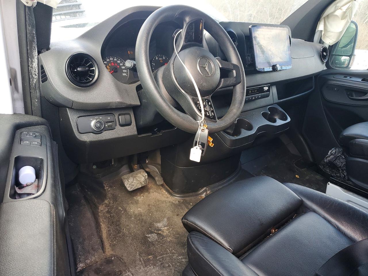 MERCEDES-BENZ SPRINTER 2021 — 9