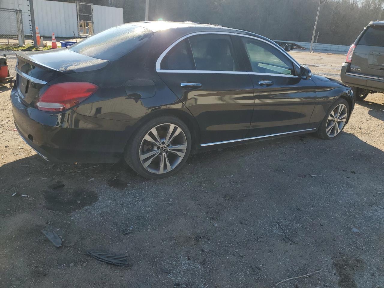 MERCEDES-BENZ C 2018 — 4