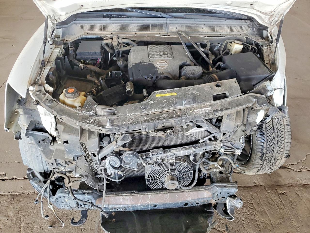 NISSAN ARMADA 2015 — 13