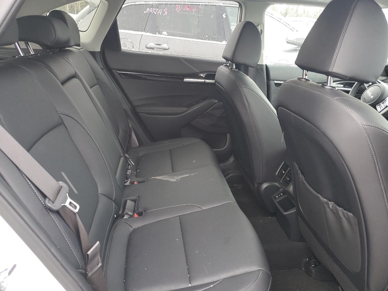 KIA SELTOS 2024 — 12