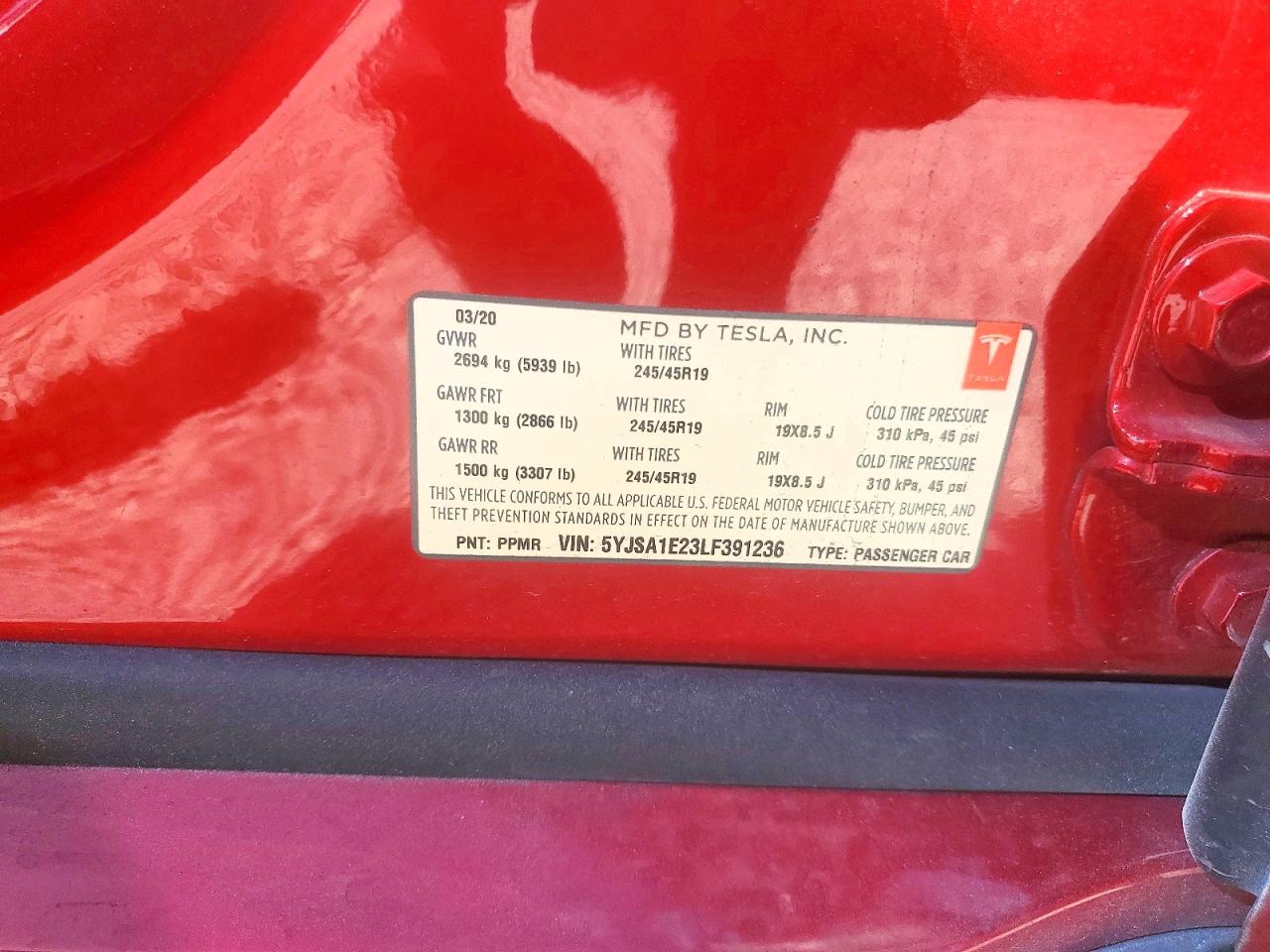 TESLA MODEL S 2020 — 14