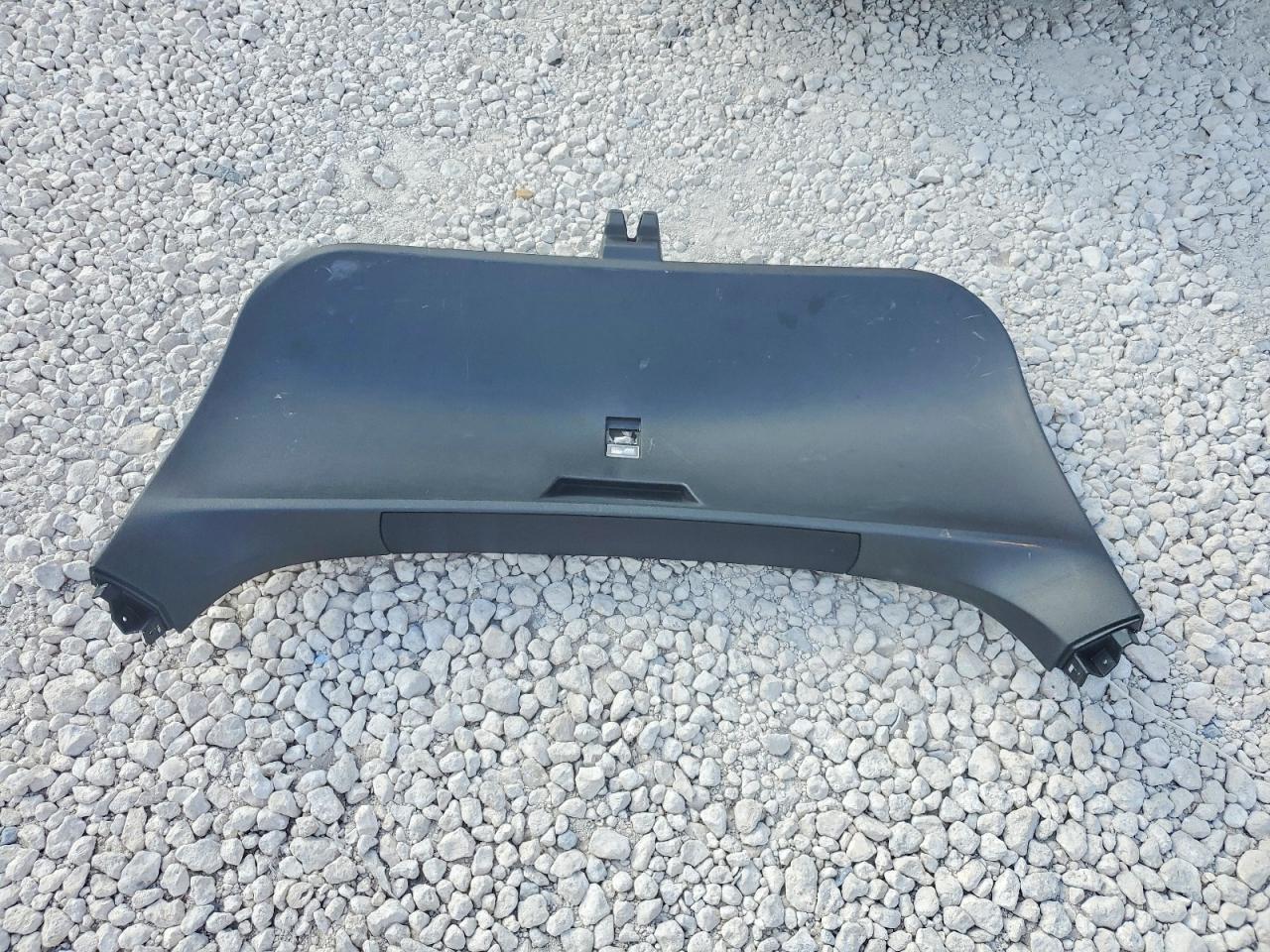 TESLA MODEL S 2020 — 13