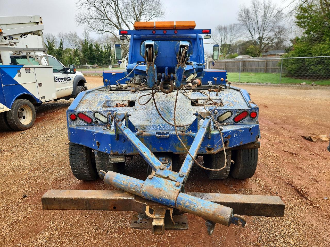 INTERNATIONAL 4700 1996 — 7