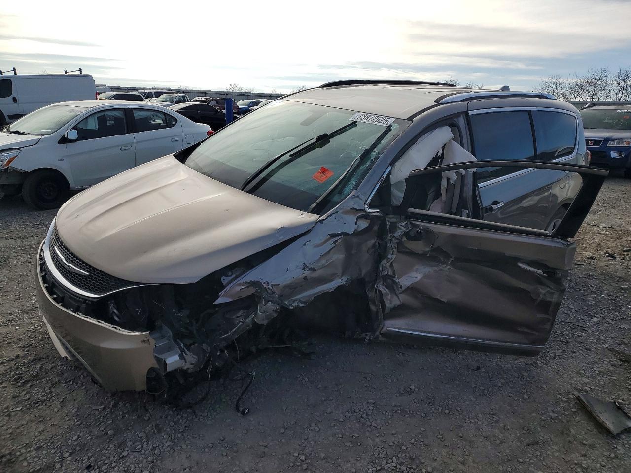 2017 CHRYSLER PACIFICA TOURING L PLUS