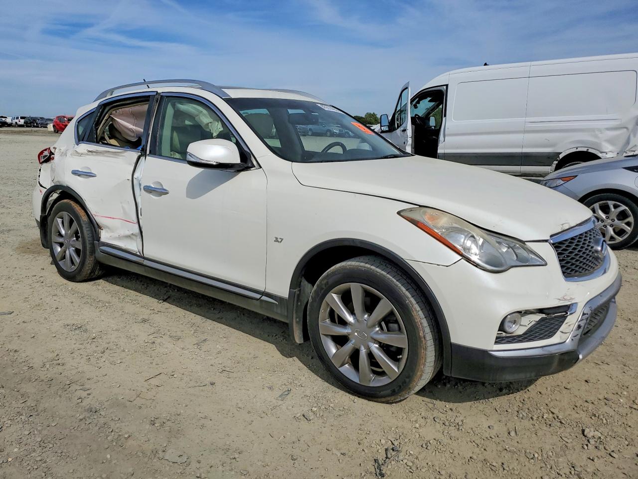 2016 INFINITI QX50 BASE