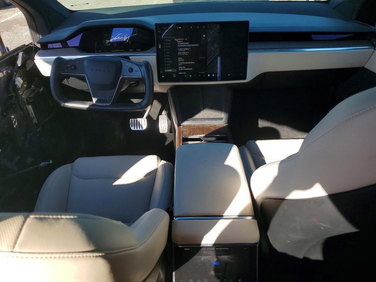 TESLA MODEL X 2022 — 9