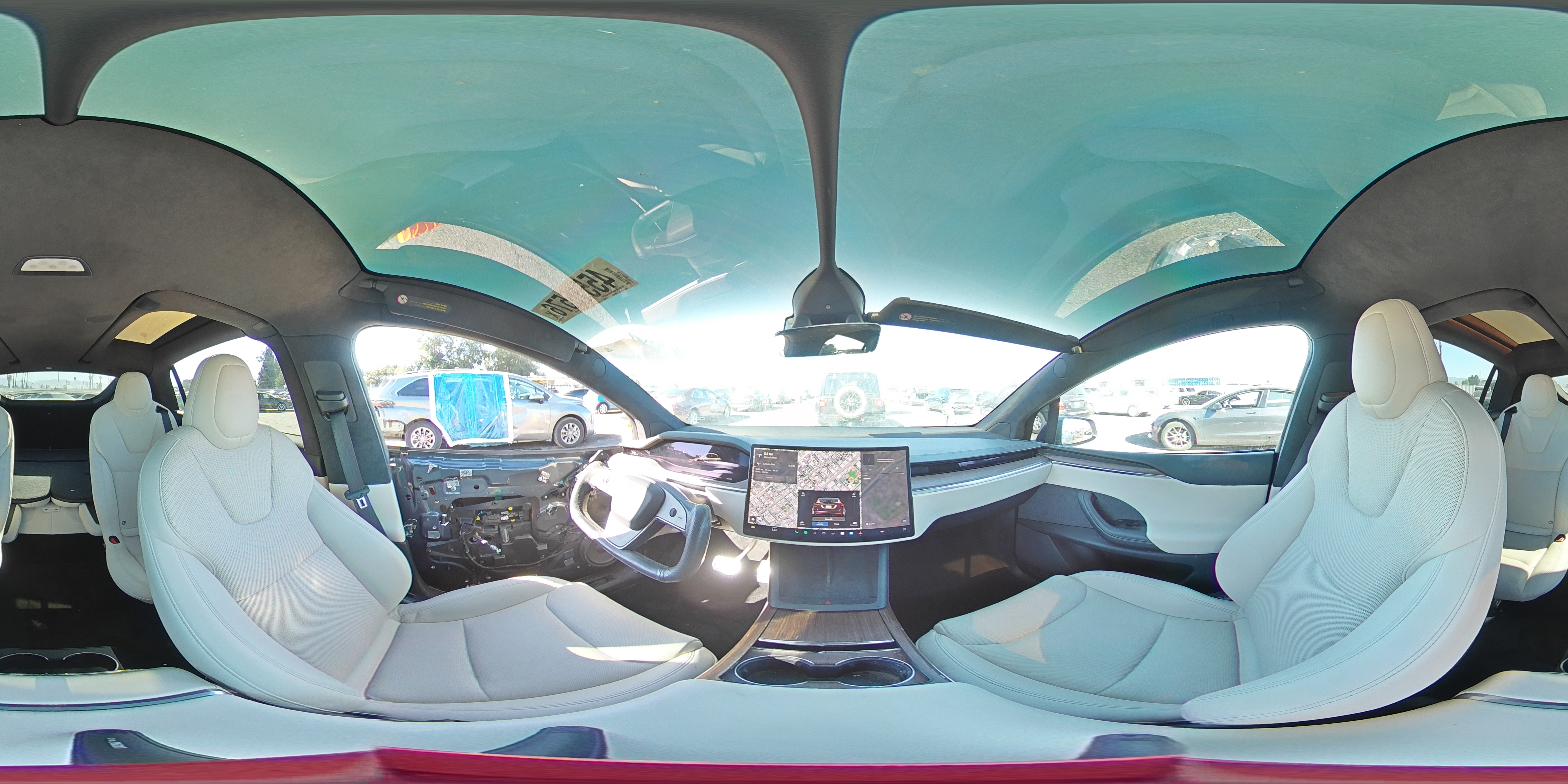 TESLA MODEL X 2022 — 16