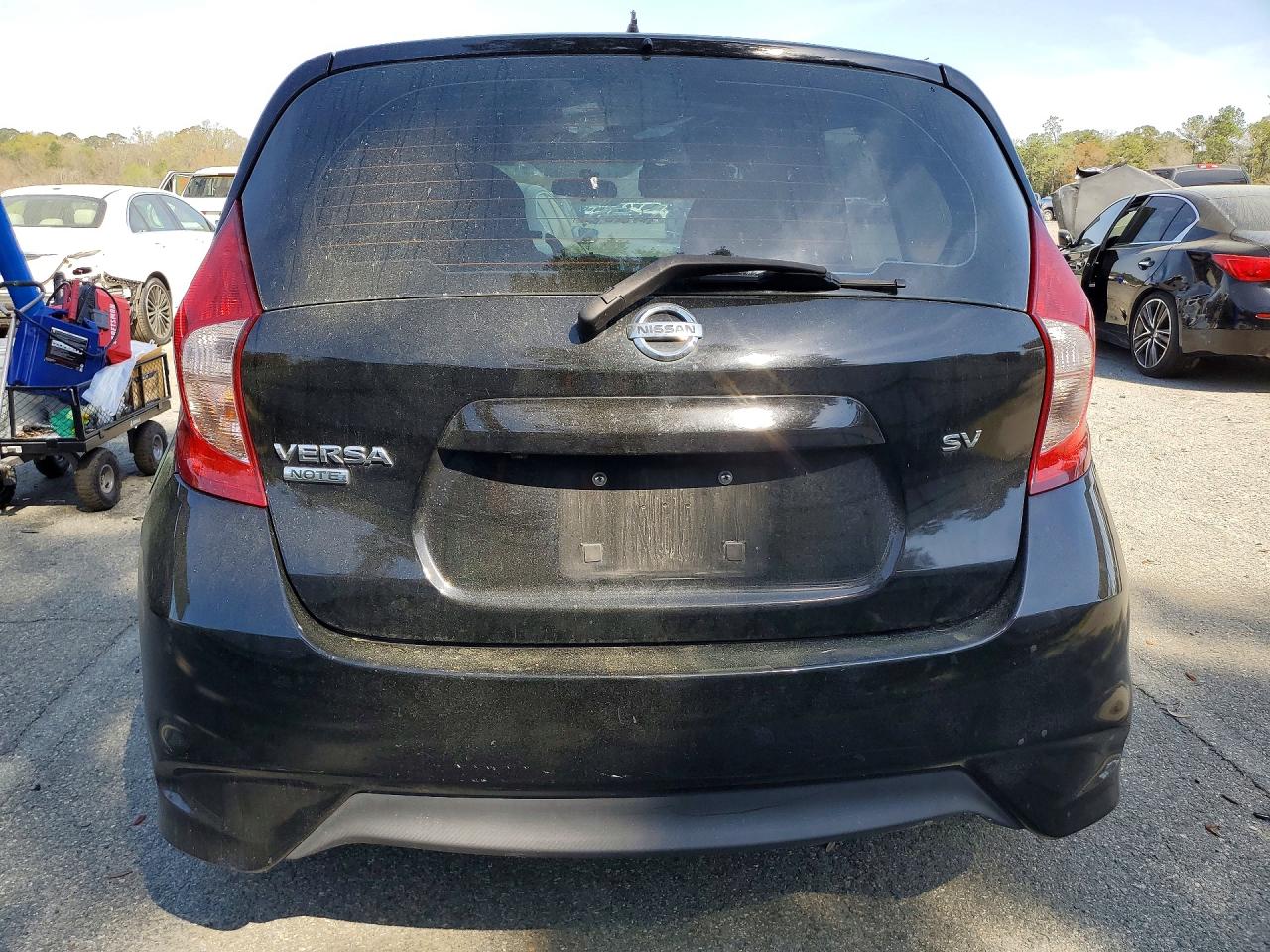 NISSAN VERSA NOTE 2017 — 7