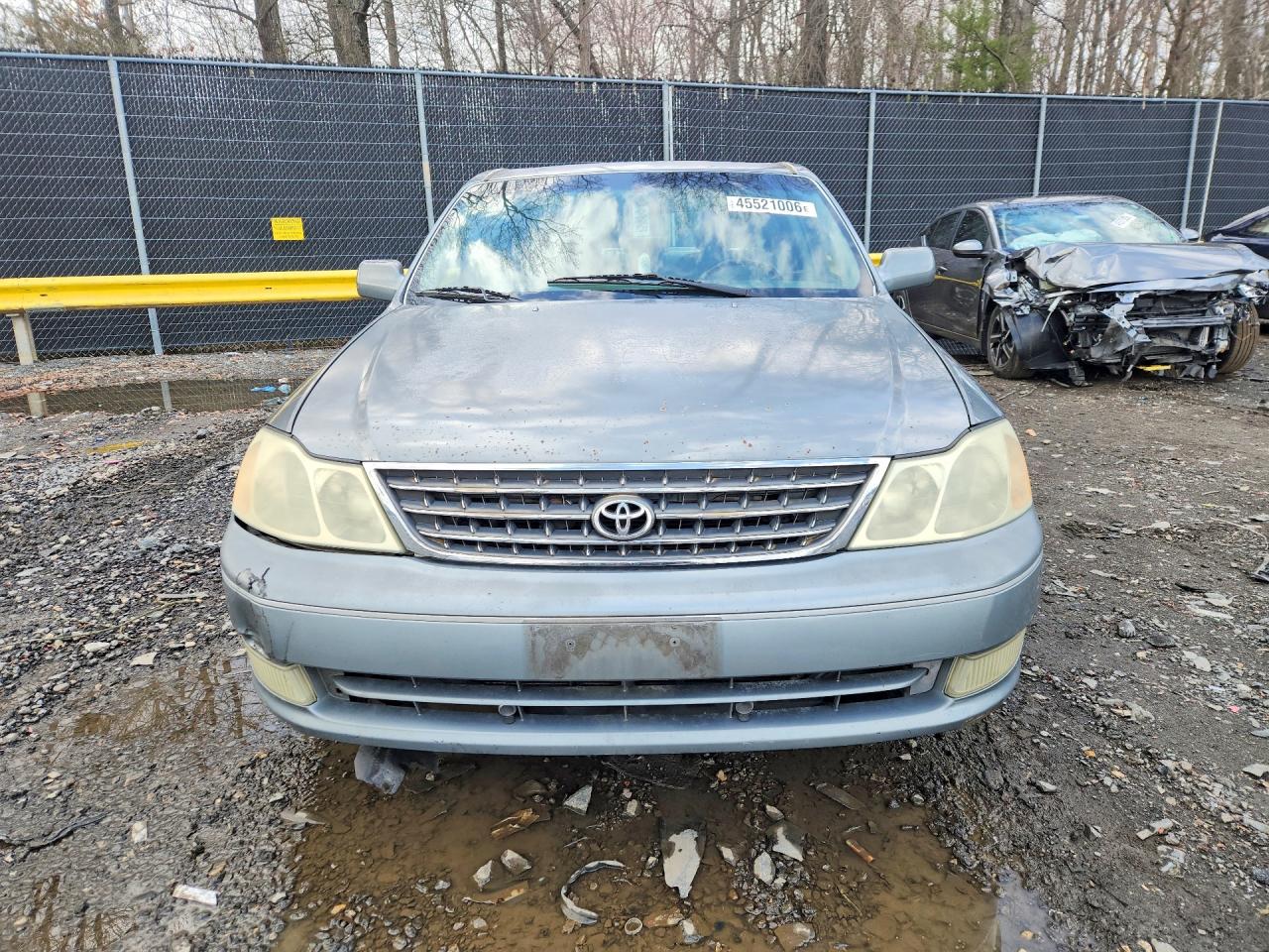 TOYOTA AVALON 2004 — 6