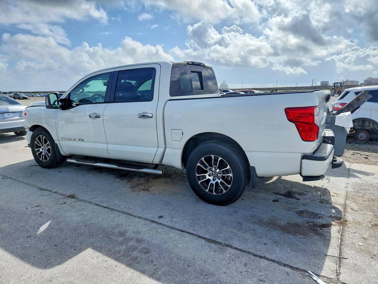 NISSAN TITAN 2020 — 3
