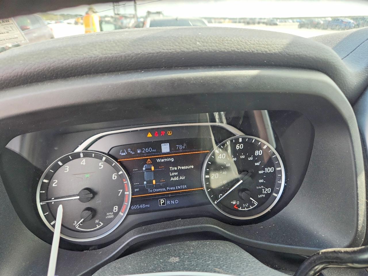 NISSAN TITAN 2020 — 10