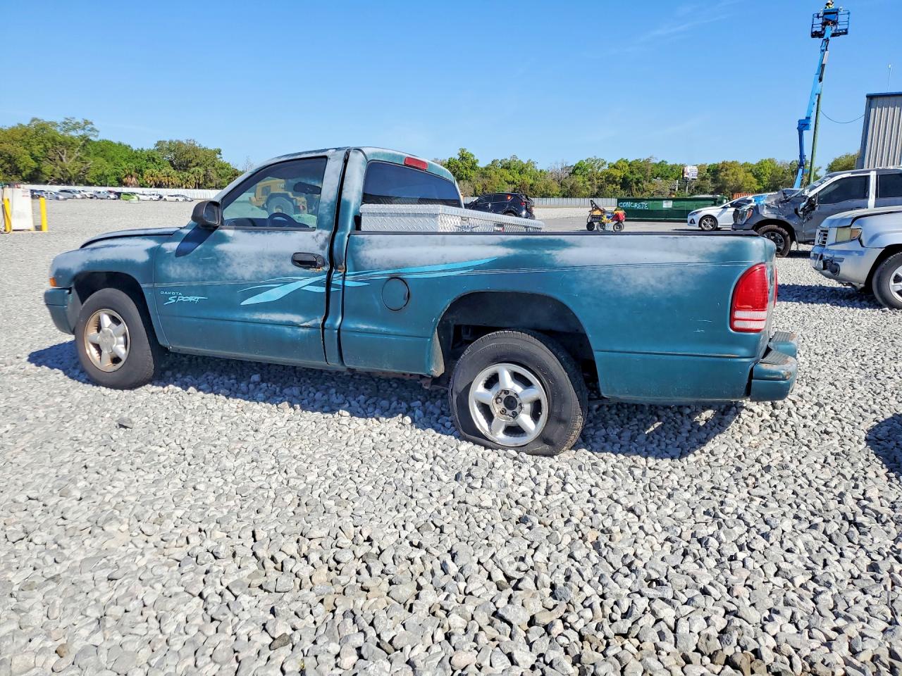 DODGE DAKOTA 1997 — 3