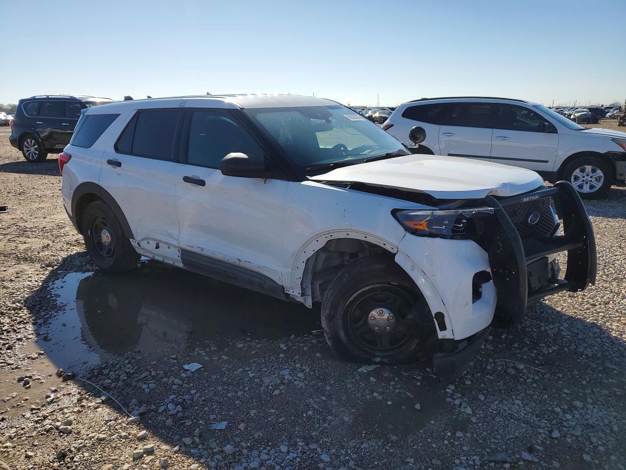 FORD EXPLORER 2023 — 5