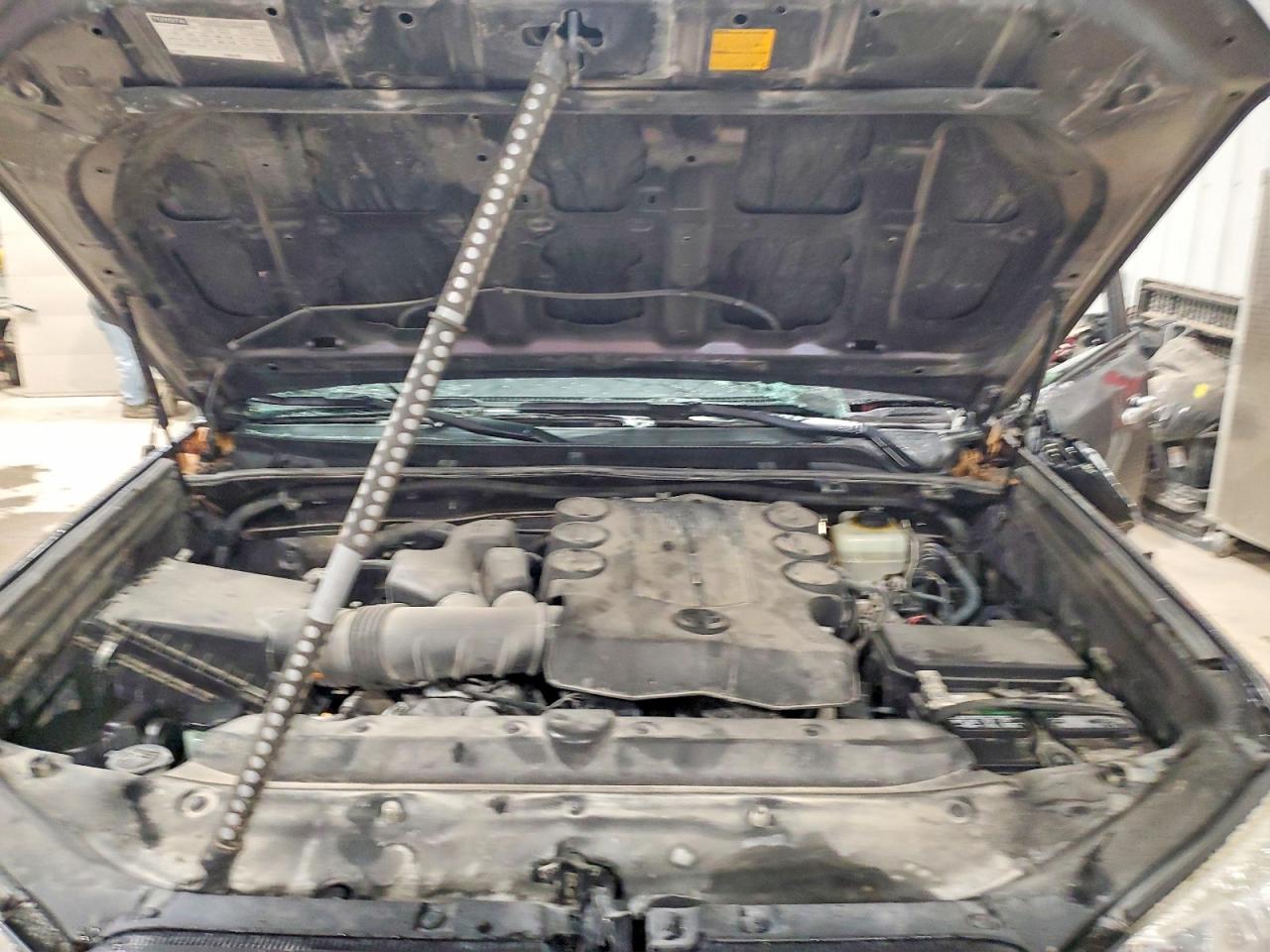 TOYOTA 4RUNNER 2013 — 12